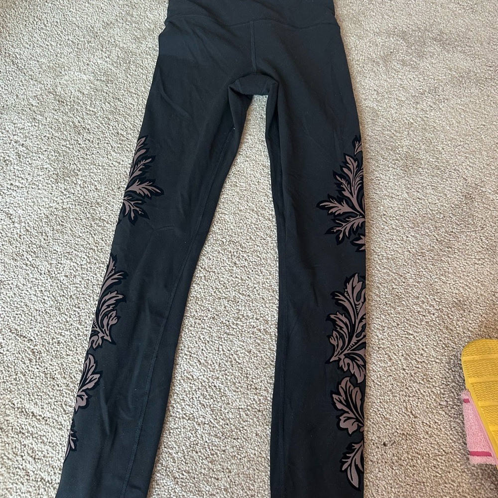Athleta Chaturanga tight XST
